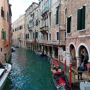Tourist House , Venecia Italia